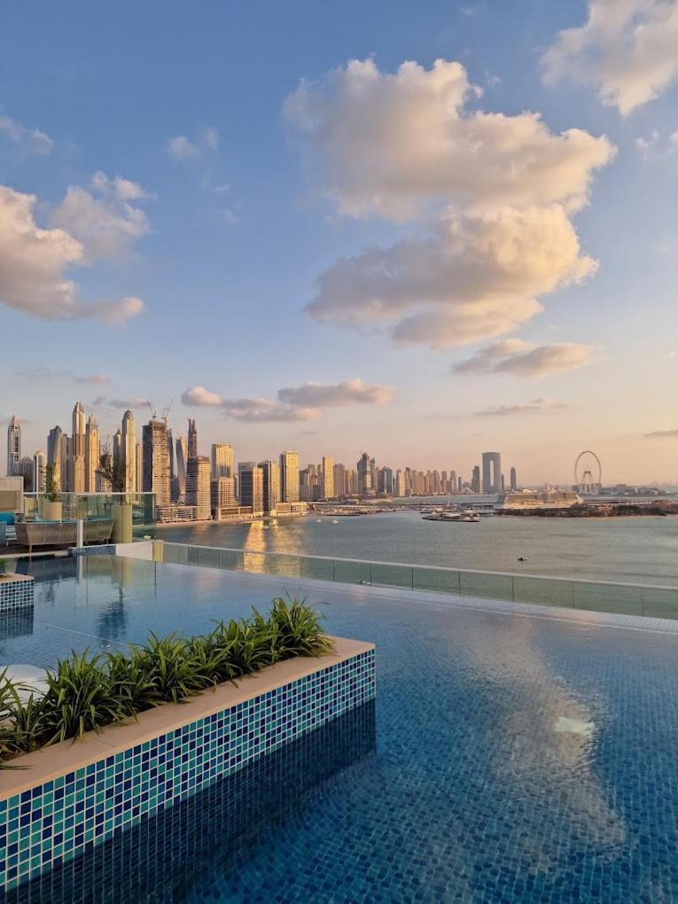 Apartment Seven & At The Palm Jumeirah